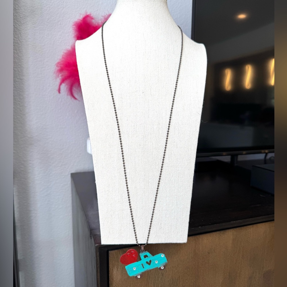 I ❤️Truck Necklace with Red Heart Charm - Picture 3 of 6